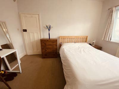  Large  room  in  Dorchester  DT1  Main Photo