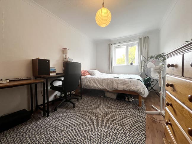 5 Bedrooms Property in Caledonian Road  Main Photo