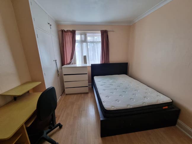 Nice Room available in Wembley Park  Main Photo