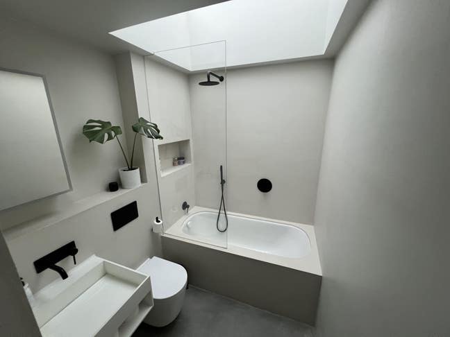 Room Available in Light, Airy Flat with Open Plan Main Photo
