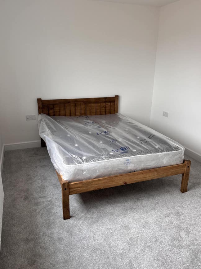 Rooms for Rent  Main Photo