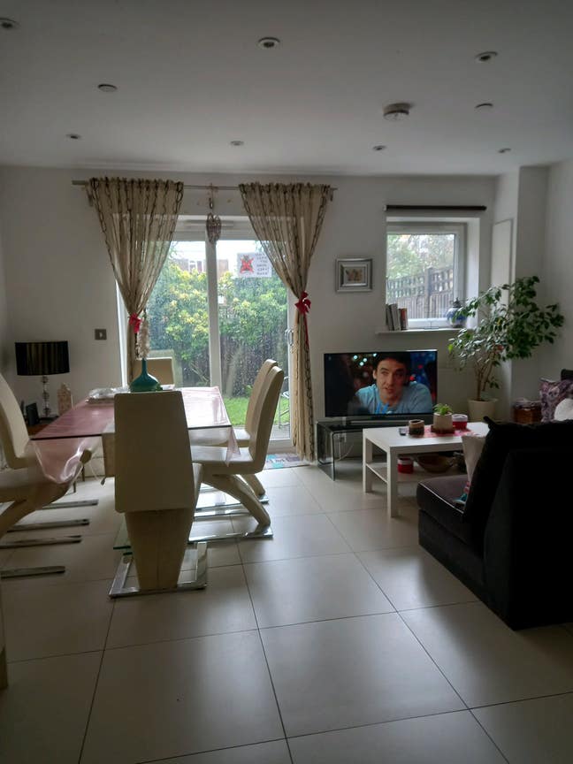 Room available in beautiful atmosphere 🥰 Main Photo