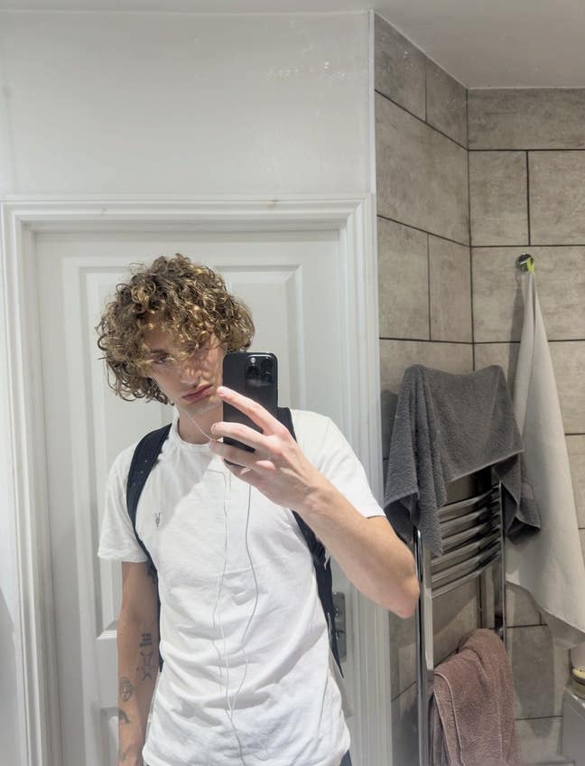 Room for Professional Wanted Main Photo