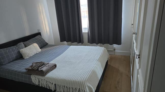 Double room to rent Main Photo