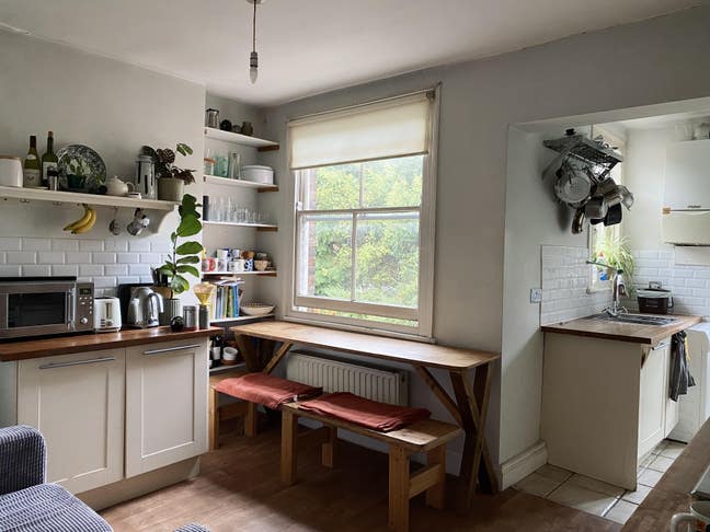 Subletting Double Bedroom + Studio in Holloway Main Photo