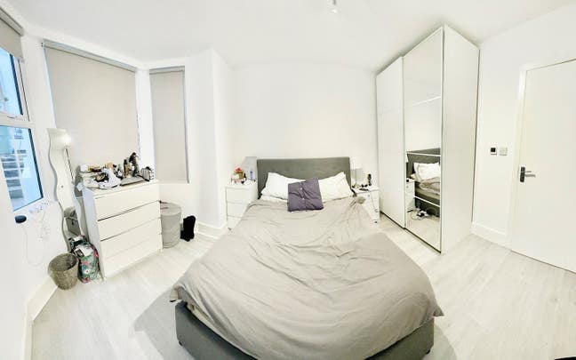 Brand New 3 bedroom flat in Shepherds Bush Main Photo