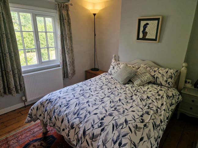 Beautiful Light & Airy Double Room for Rent Main Photo