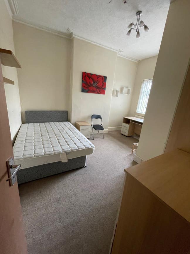 Double Room To Rent Station Road, Swinton Main Photo
