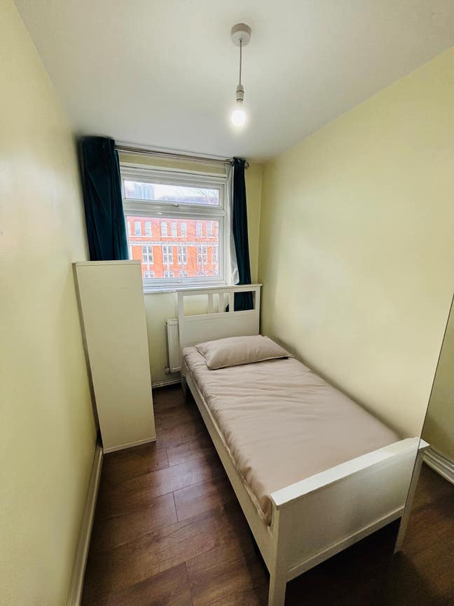 Homely Room In ANGEL☘️ Main Photo