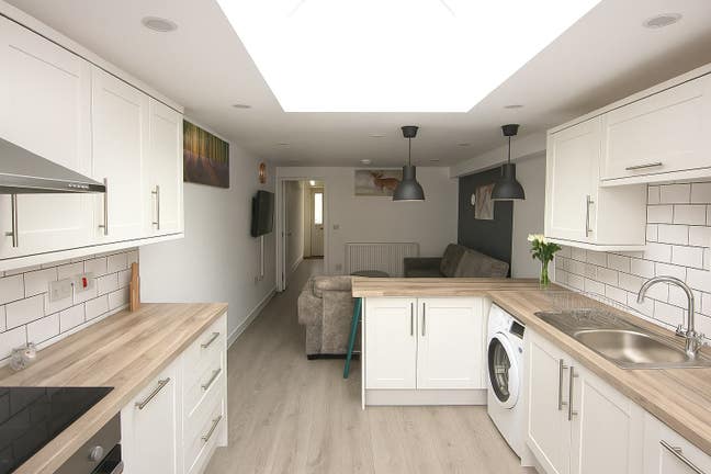 Spacious Ensuite Rooms – Oxford St., Coventry CV1 Main Photo