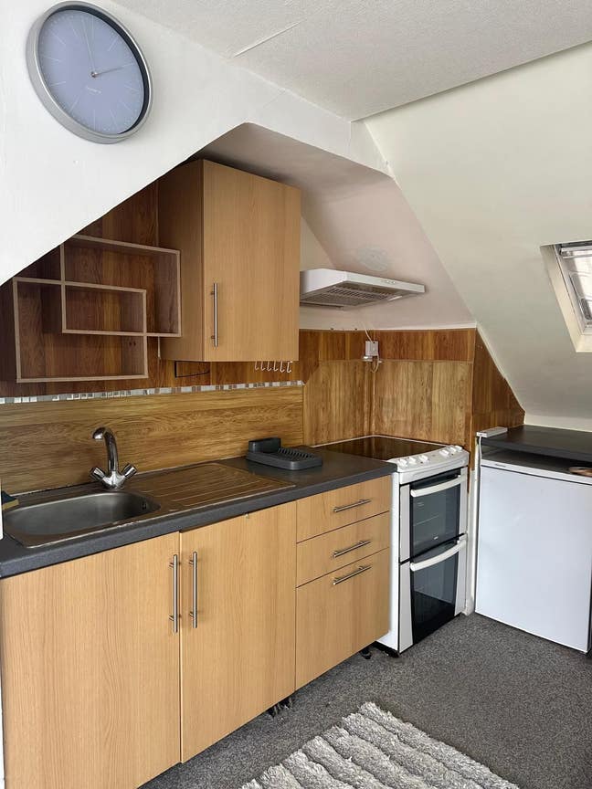 Modern Studio Flat to Rent – Greenford – All Bills Main Photo