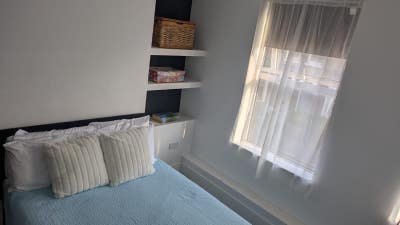 Prime location studio available Main Photo