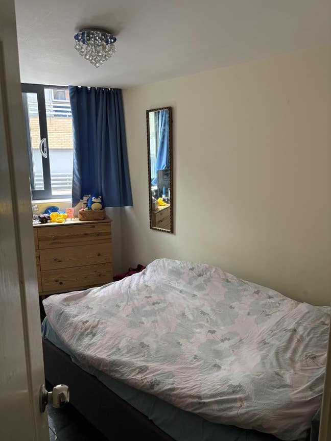 SUBLET - Room next to London Fields Main Photo
