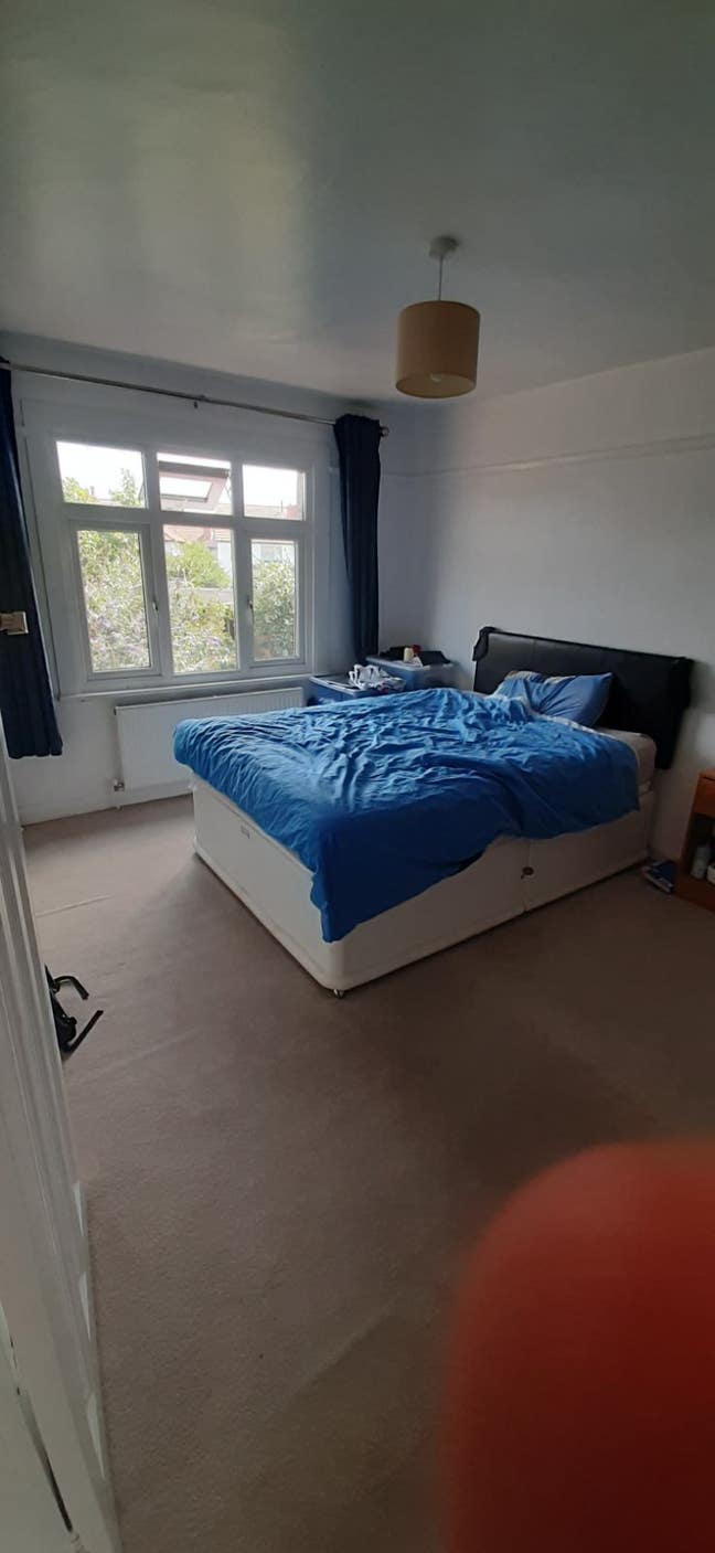 Spacious room to rent in Sutton, SM1  Main Photo