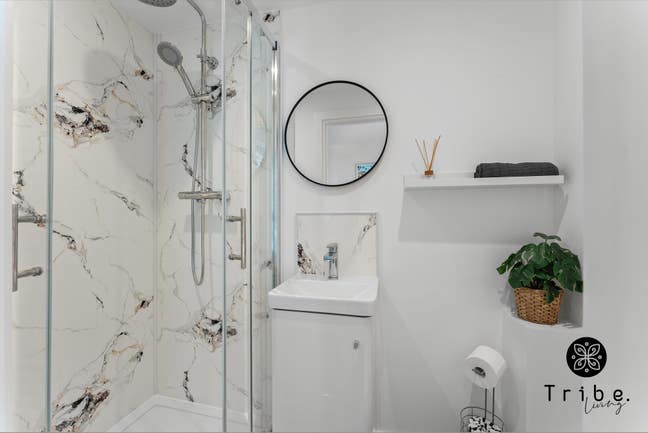Be the first to move in - swanky studio flats Main Photo