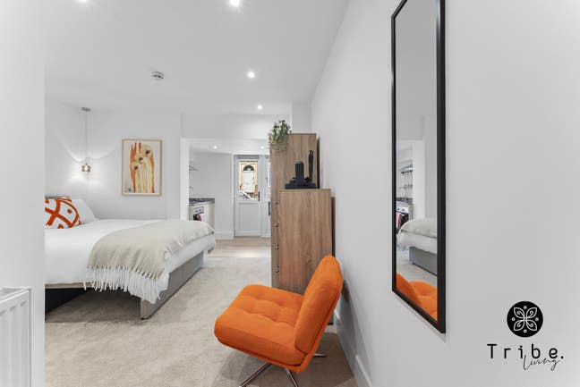 Designed for Professionals – Studio Living Refined Main Photo
