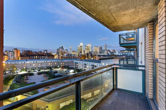 1Double Ensuite/Parking 02/09 near Canary Wharf ❗️ Main Photo