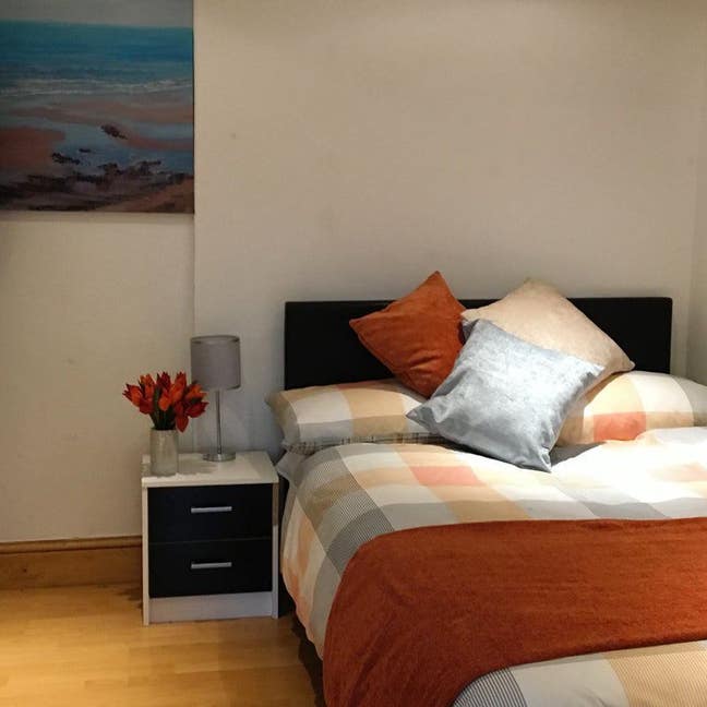 Double room with all bills included BRIGHTON! Main Photo