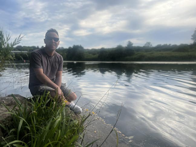 Professional Male seeks a single or double room Main Photo