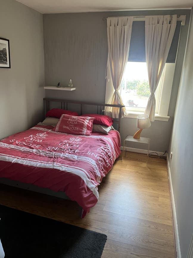 Room available in a shared flat Main Photo