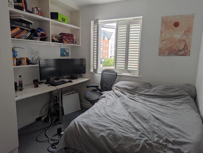 Isleworth Room Main Photo