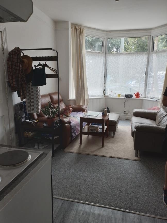 One bedroom flat Main Photo
