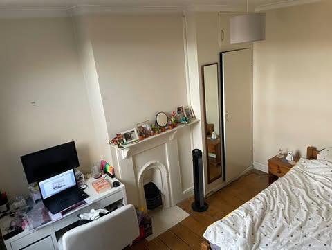 Cozy postgraduate and professional house Main Photo