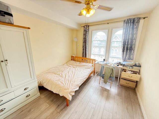 Very nice cozy 1 double bed flat victorian buildin Main Photo