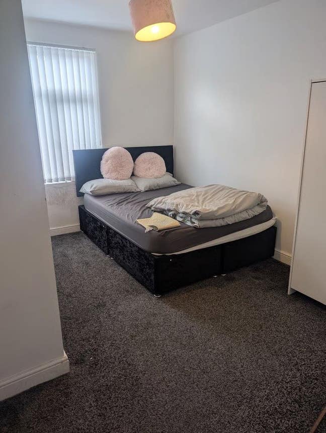 Room Available for Tenants on Benefits Main Photo