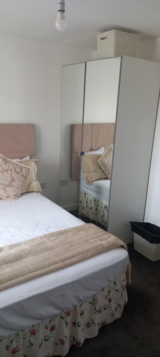 Modern Furnished Ensuite Double Room – Bills inc Main Photo