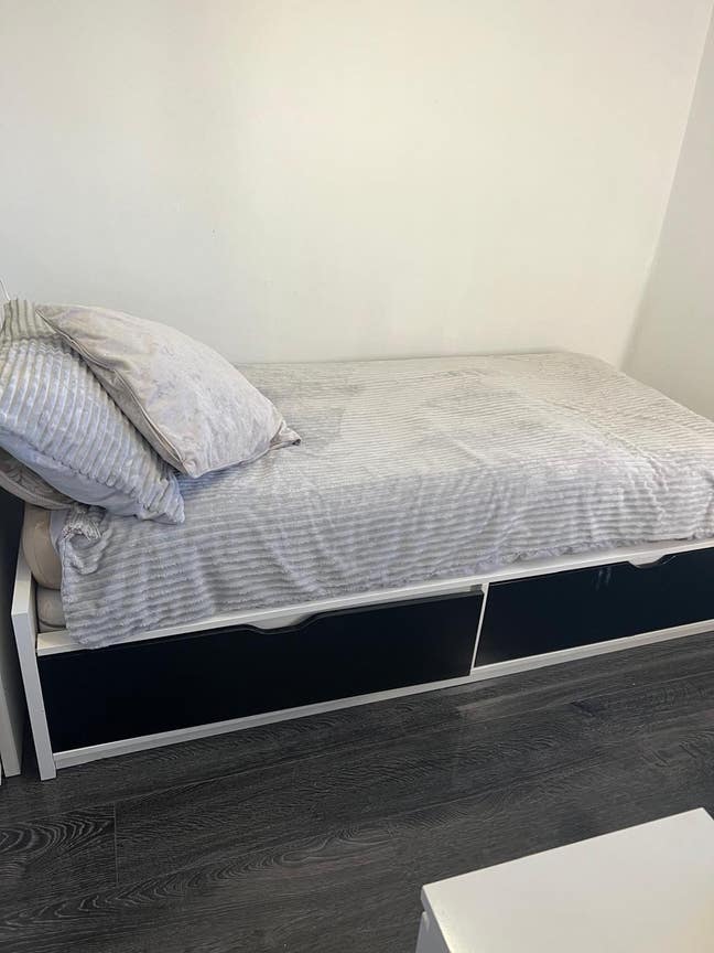 Newly renovated Single room Main Photo
