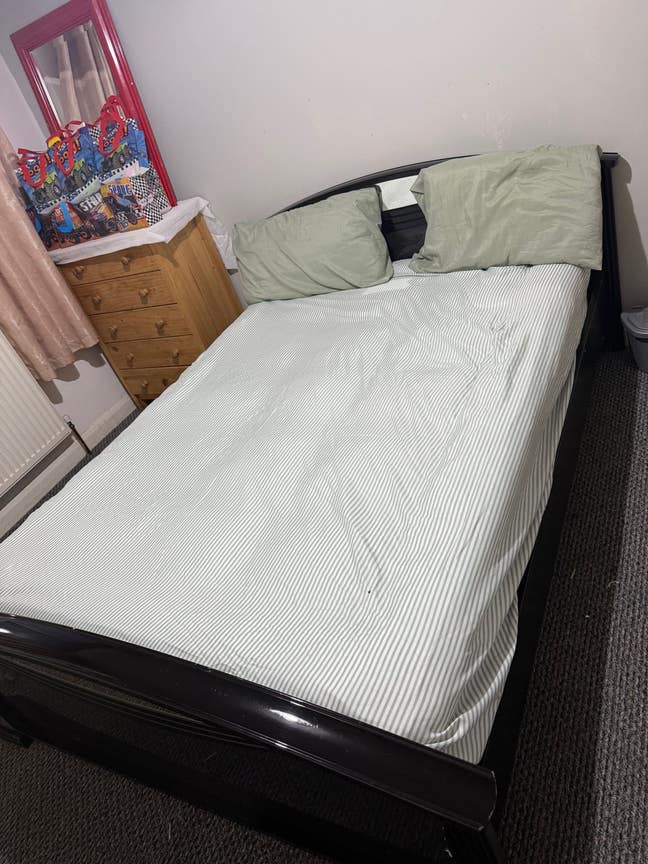 Double Room to Rent – UB4 Area Main Photo