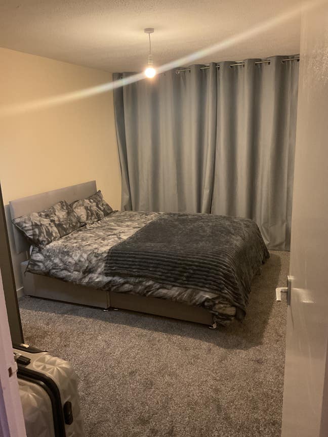 1 doubled sized room furnished Main Photo