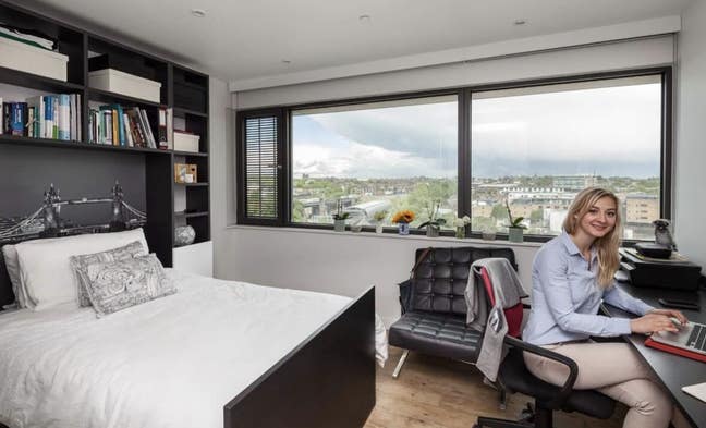 High-Floor Student Studio with King’s Cross View Main Photo