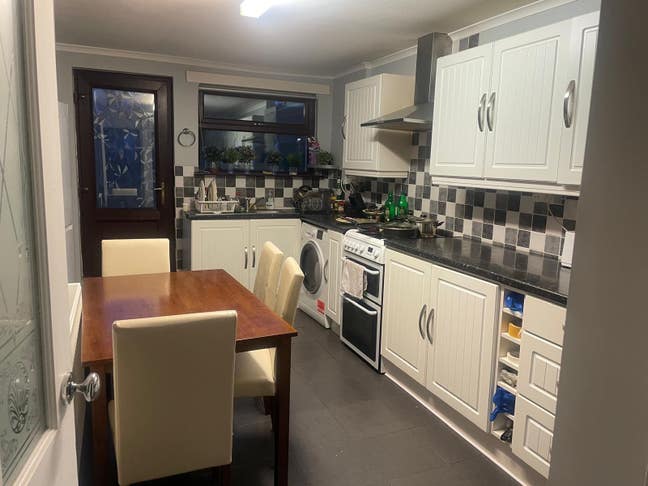 Double room available Main Photo