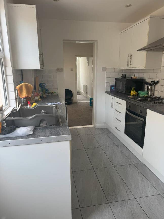 Spacious Double Room with Bonus Extra Room Main Photo