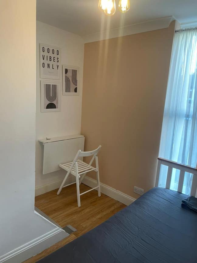 Double Room in Friendly Shared House – Laindon Main Photo