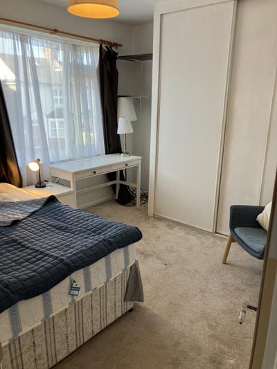 Large Double Room - 4Mins Walk Tube/Main Line. Main Photo