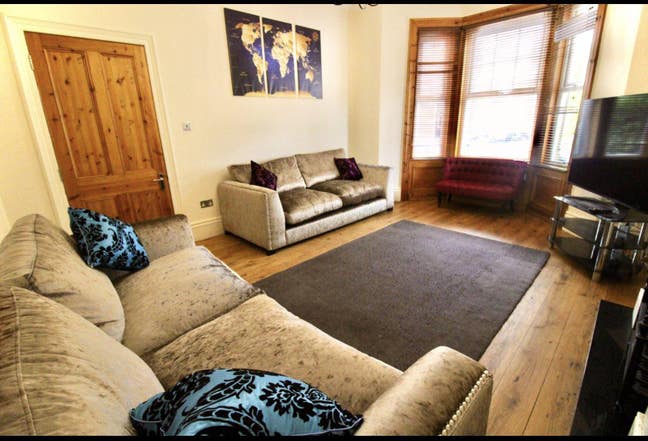 Bedroom in Jesmond Main Photo