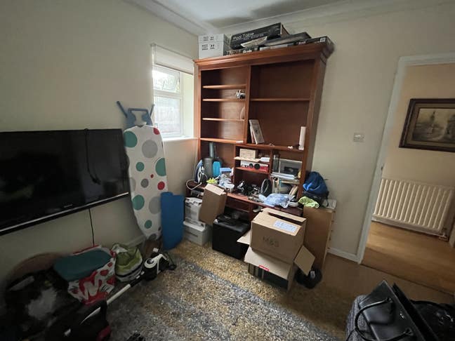 Double Room to Rent Main Photo