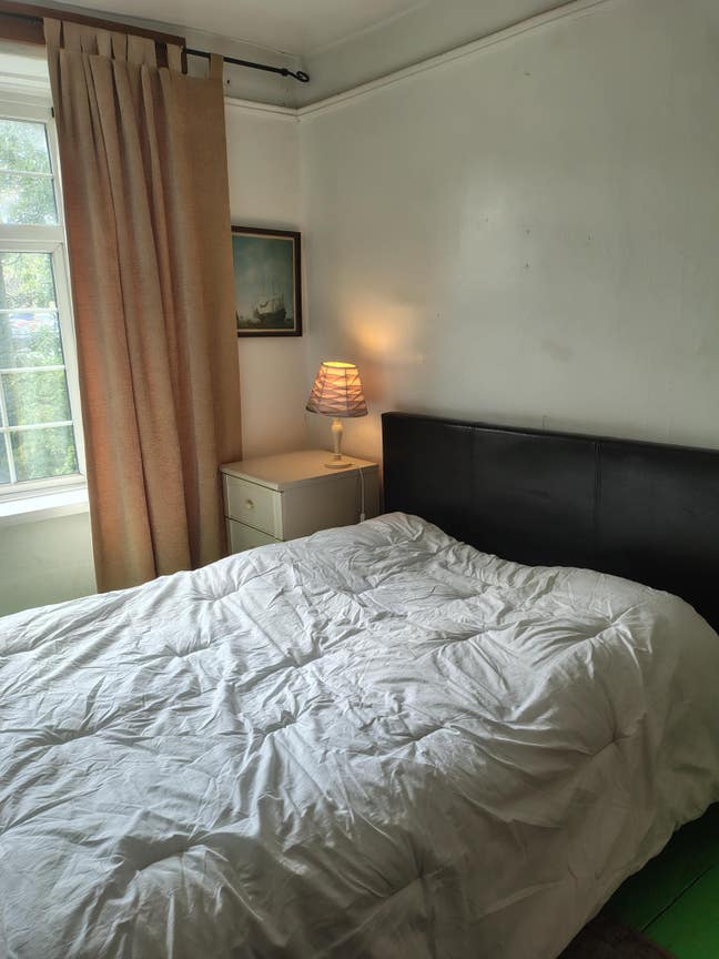 Large double room Main Photo