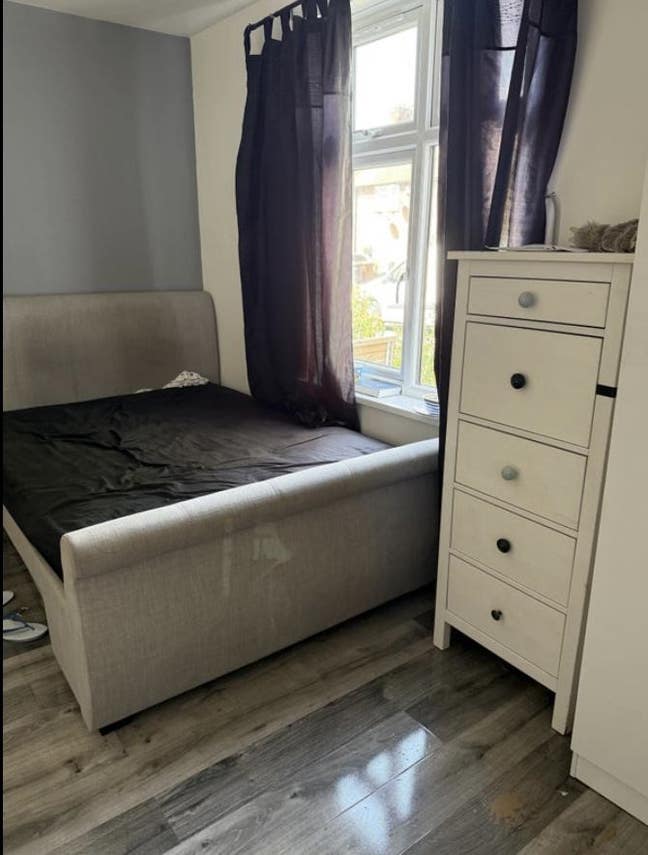 Double room with great transport link Main Photo