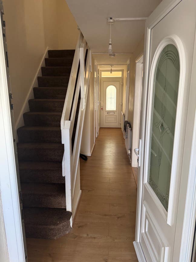 4 bedroom house close to Old Market and Cabot Main Photo