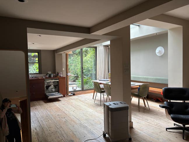Peaceful Garden Flat - Two Bedrooms for Cat Lovers Main Photo