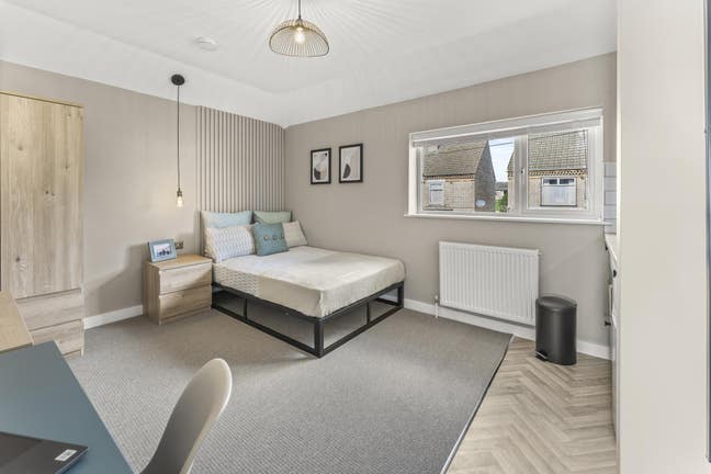 The Charismatic Property on Chapel Street PE2 Main Photo