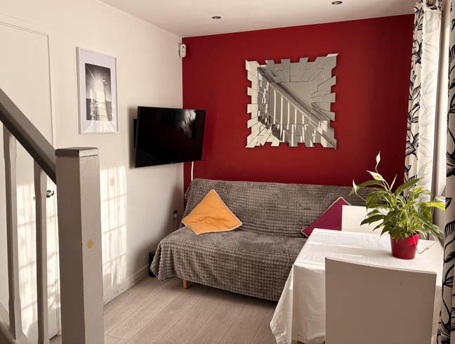 Double ensuite in 3 bed 3 bath House  Main Photo