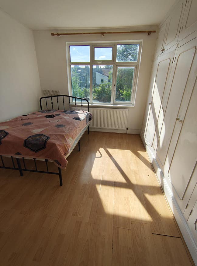 Private  Double room for rent Main Photo
