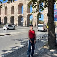 Hi! I’m Yoka 👋 I’m 25 years old and fr... Main Photo
