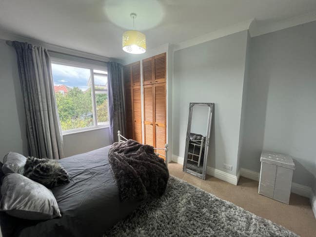Spacious Double Room in Putney w/Garden Bills Inc Main Photo