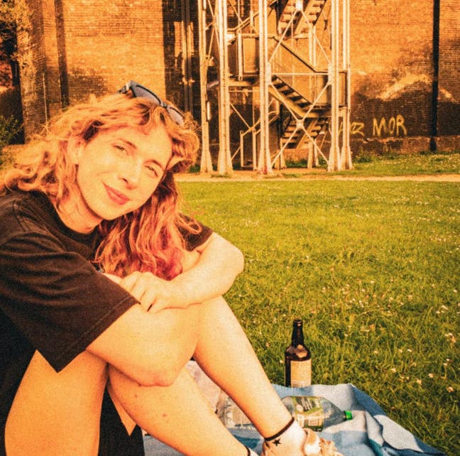 Trans woman looking for LGBTQ+ house Main Photo